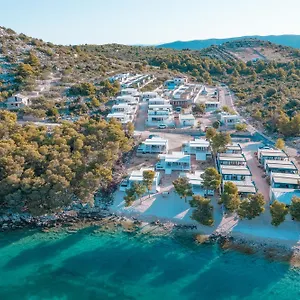 vita-concept-village.hotelinzadar.com/