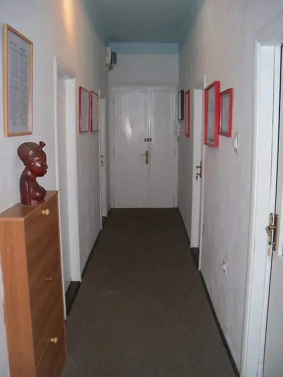 Guest house Private Accommodation Raspudic