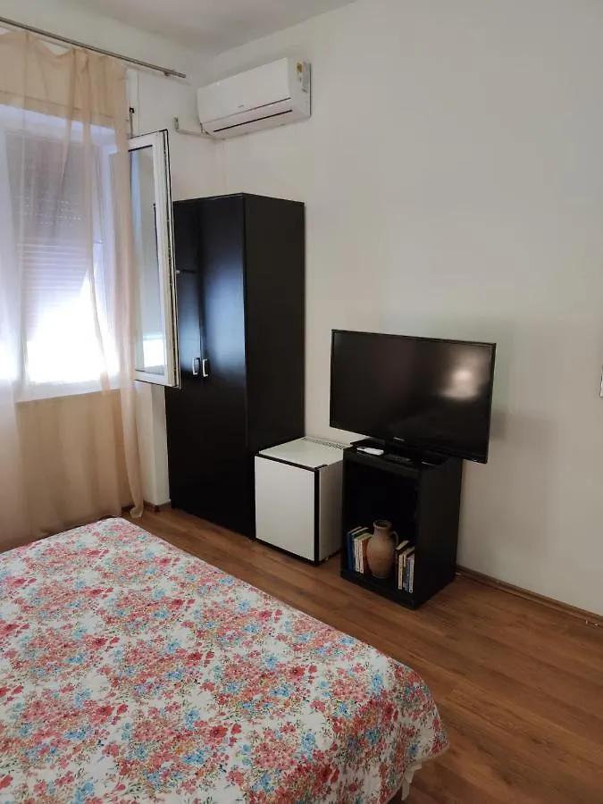 Guest house Private Accommodation Raspudic Croatia