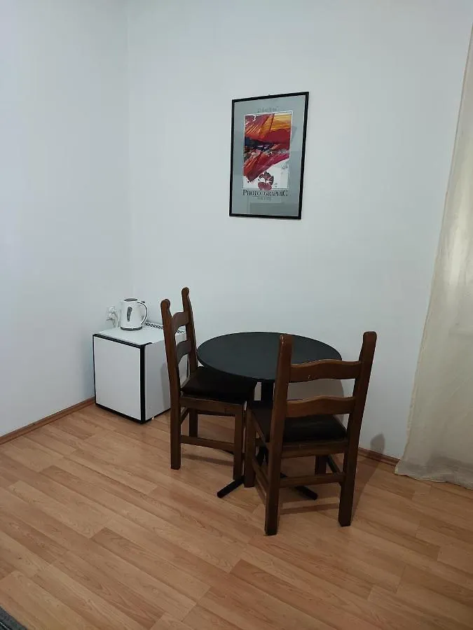 Guest house Private Accommodation Raspudic