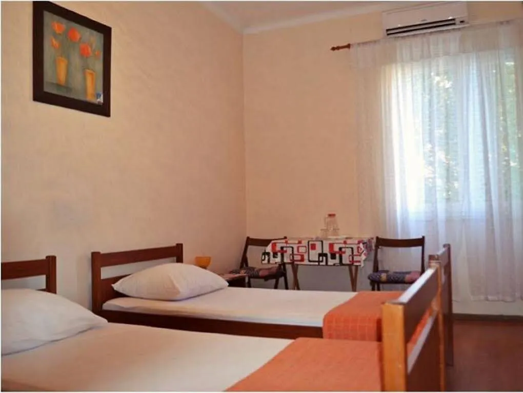 Private Accommodation Raspudic Guest house